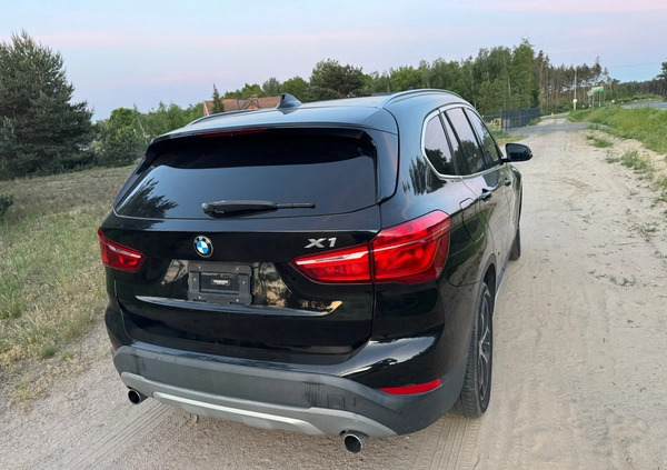 BMW X1 cena 54000 przebieg: 150000, rok produkcji 2016 z Bydgoszcz małe 326